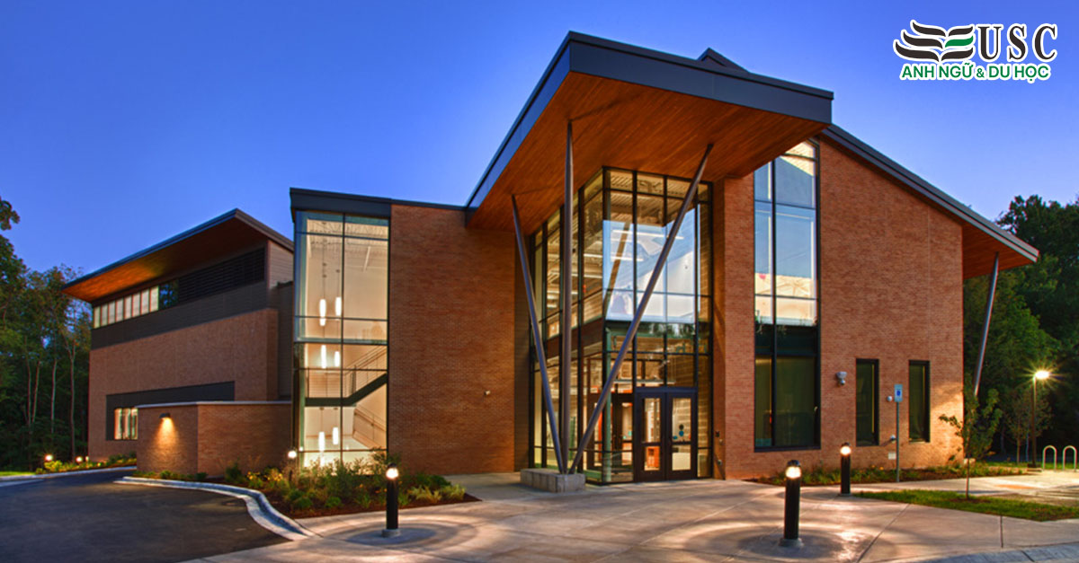 Edgewood College, USA